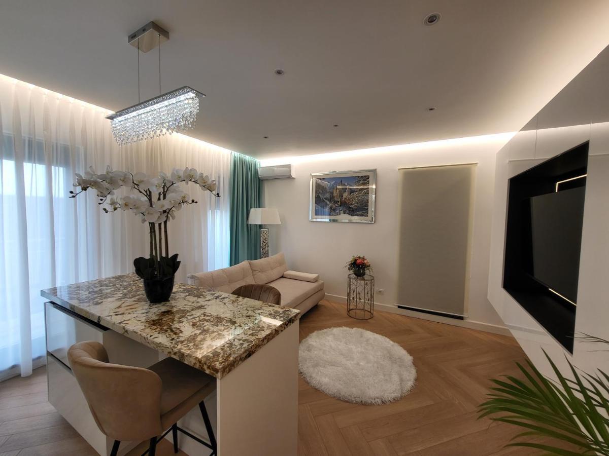 Grozavesti Luxury Apartment With 2 Rooms Букурещ Екстериор снимка